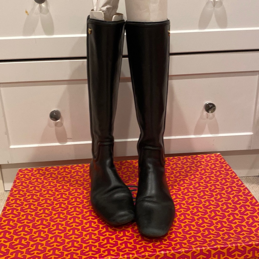 Tory Burch 15mm Irene Boot- Equestrian Calf black size 6.5